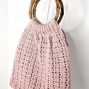 Crochet Handbag in Dusty Rose and Bamboo Handles